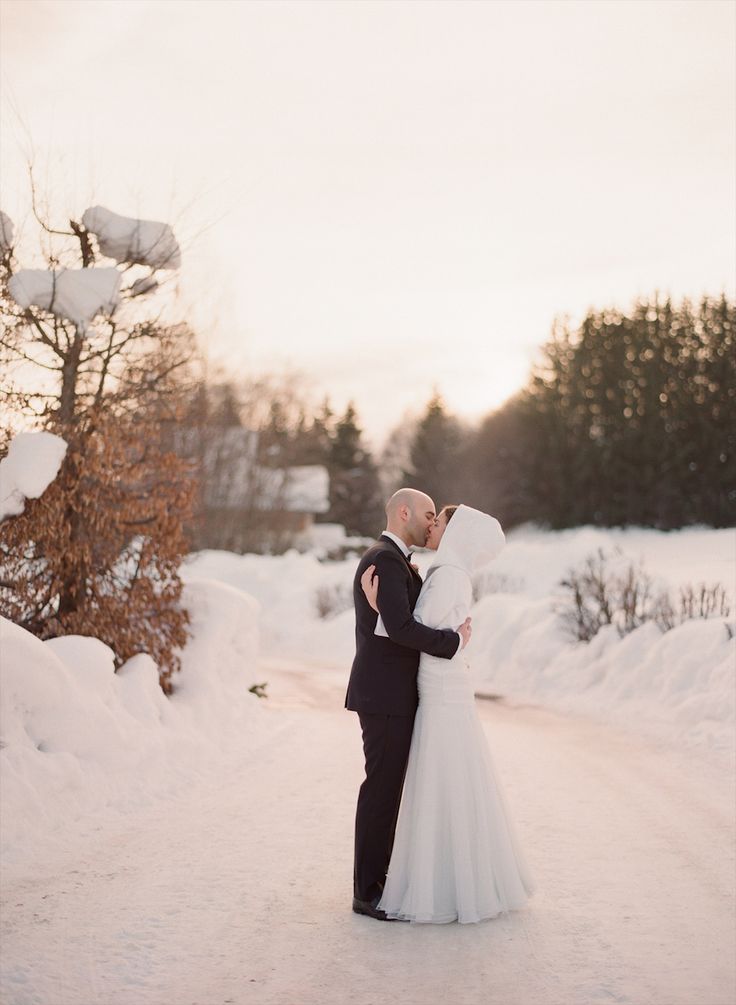 Velvet bridal cape with soft train