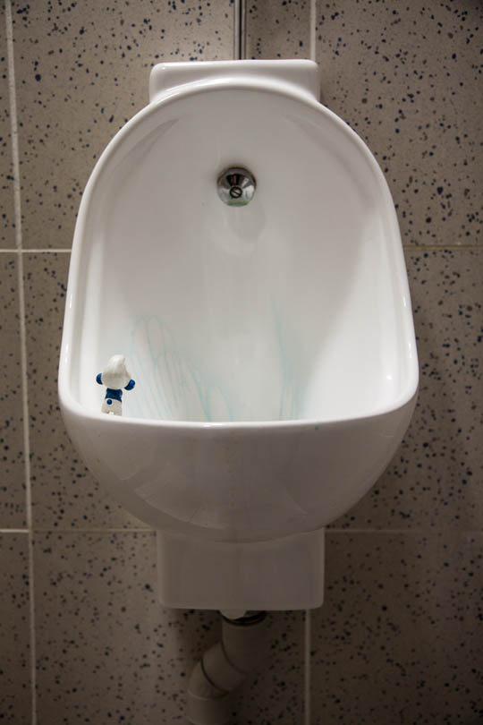 Smurf miniature installation