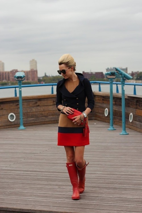 Seoul-inspired creative street fashion ensemble