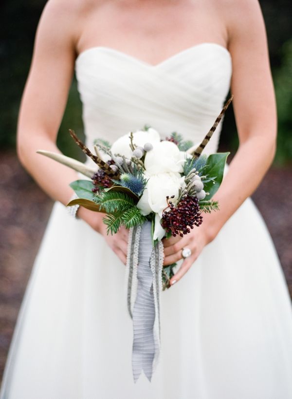 Romantic winter flowers for bride