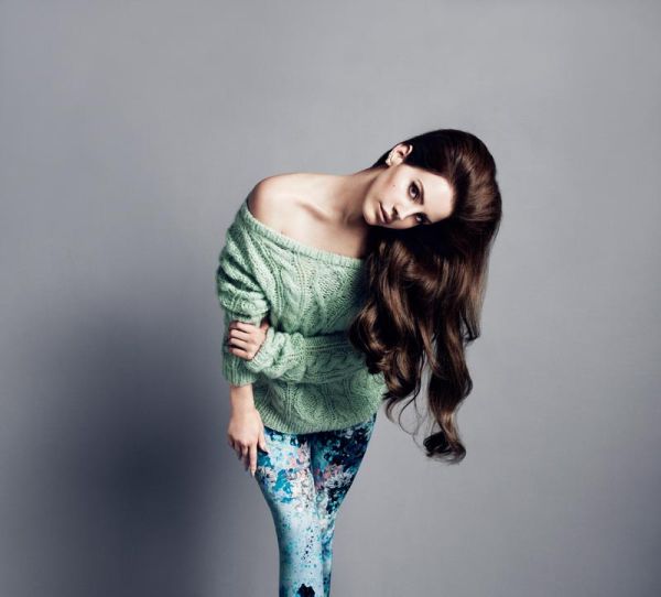 Lana Del Rey print fashion still