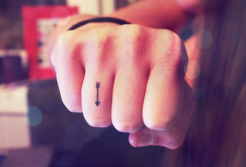 finger-tattoo32