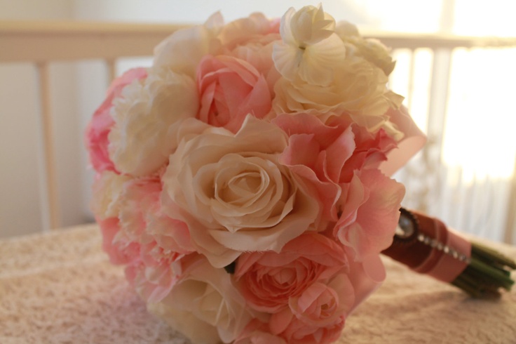 Pink and white wedding bouquet detail