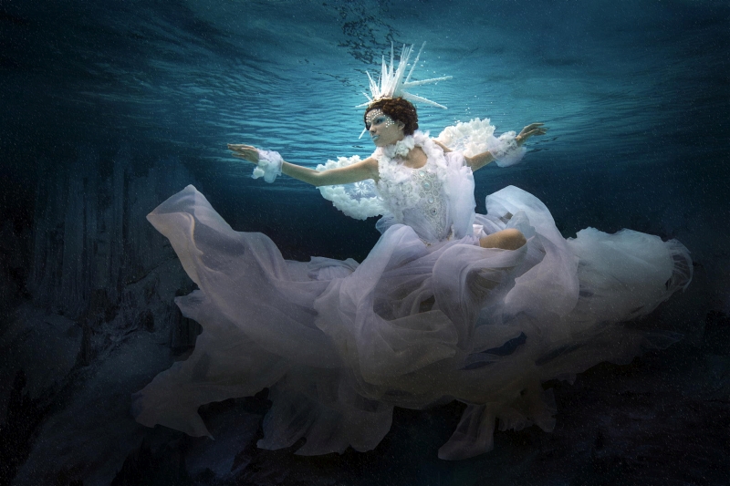 Imaginative underwater photo Martha Suherman