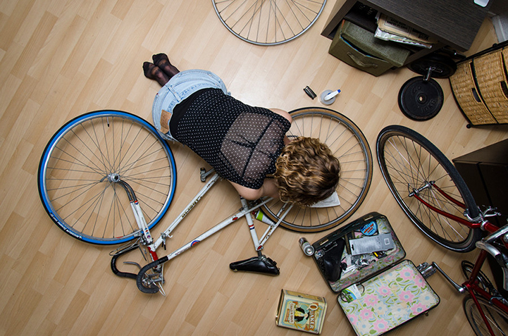 Overhead photograph from Florian Beaudenon's Instant Life series