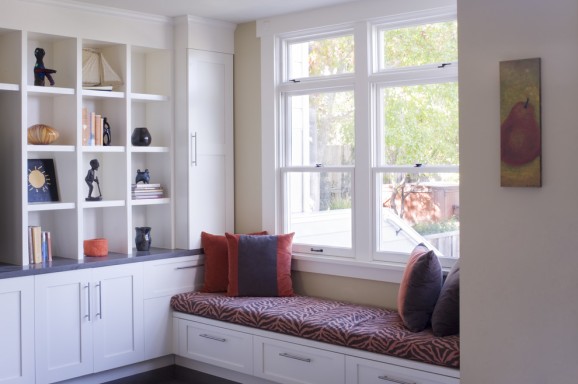 Horizontal window seat with outdoor view