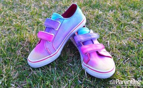 Tie-dyed canvas shoes