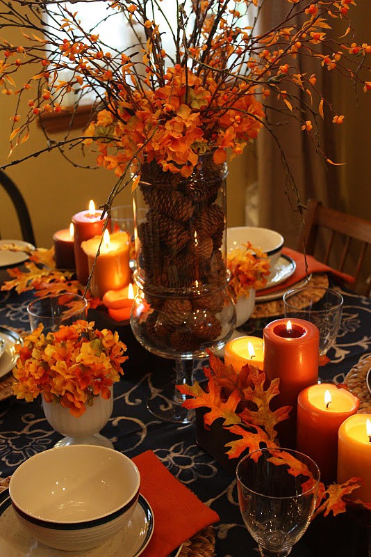 Elegant autumn dining table