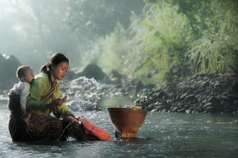 Dewan Irawan image of daily life in Indonesia