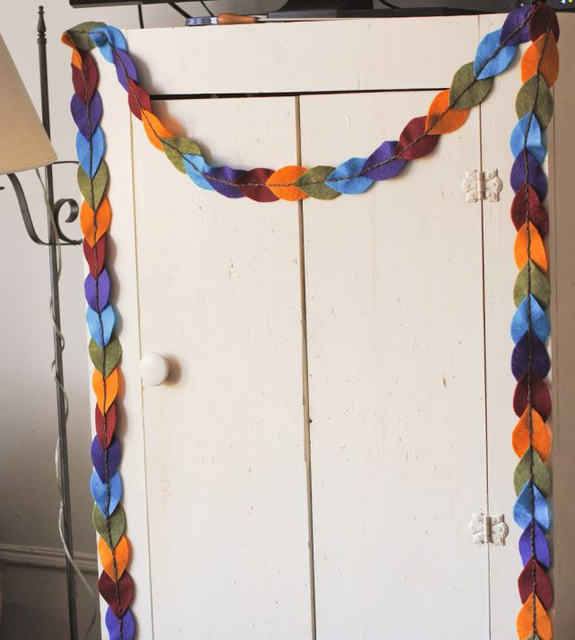 Autumn felt garland