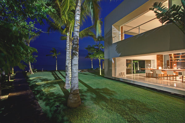 Casa La Punta path