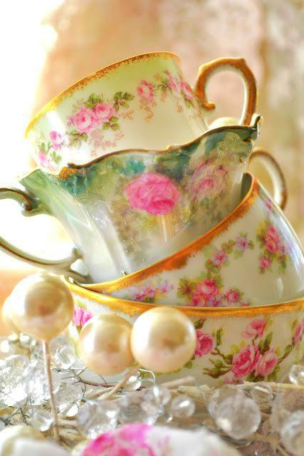 vintage-tea-cups15 Floral china cup from the collection