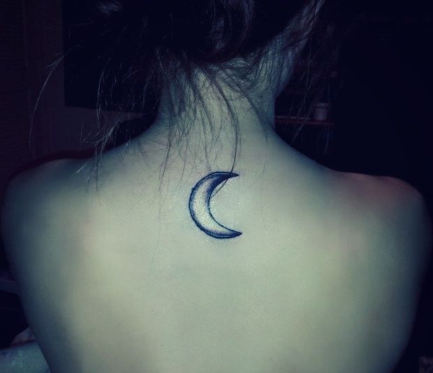 moon-tattoo-women06