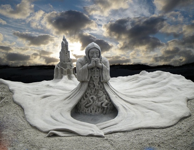 Sand sculpture