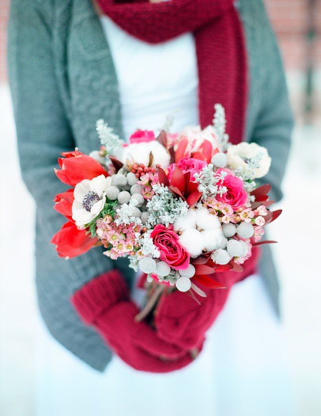 Winter bridal bouquet inspiration