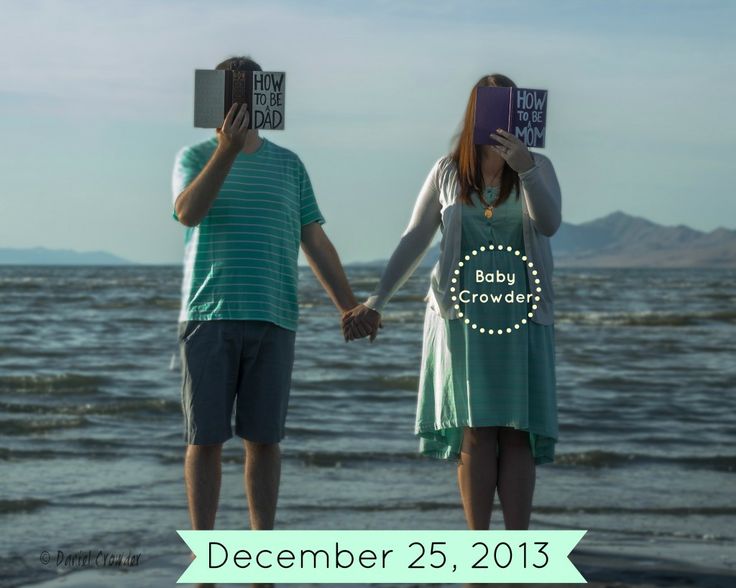 Pregnancy announcement photo