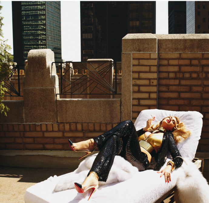 kate-upton-vogue-italia09 Seductive editorial Kate Upton Vogue Italia