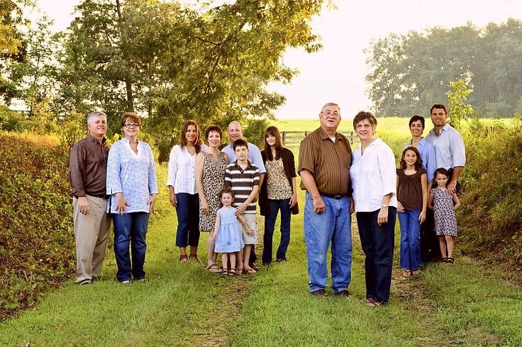 Large family clothing coordination