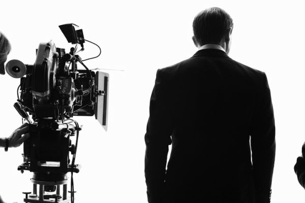 bond-on-set01 Final frame from Bond on-set series