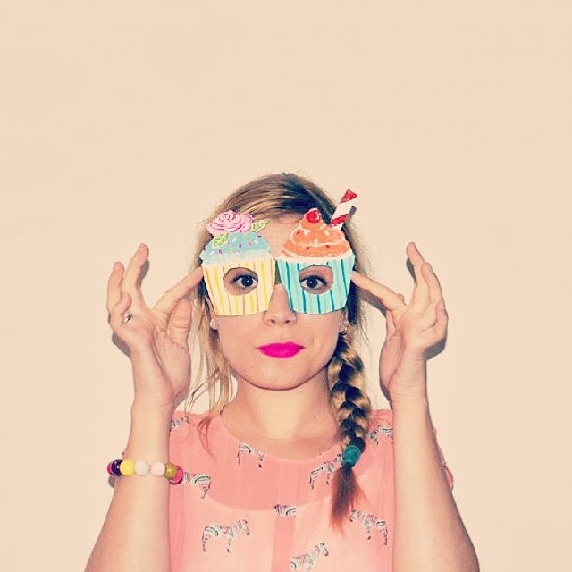Twin cupcake cardboard eye masks with frosting details
