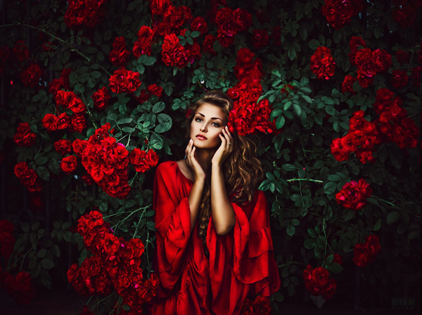 Motion and fabric in Svetlana Belyaeva fashion photography