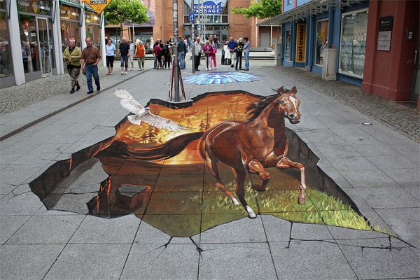 3d-street-art5 Anamorphic street painting detail
