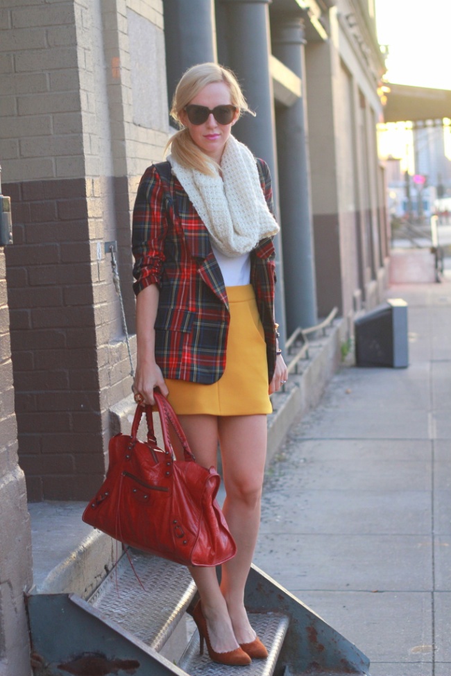 Structured blazer with short skirt