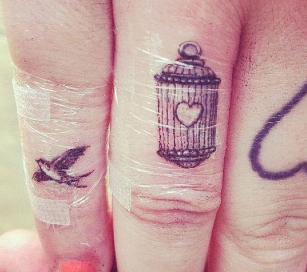 finger-tattoo06