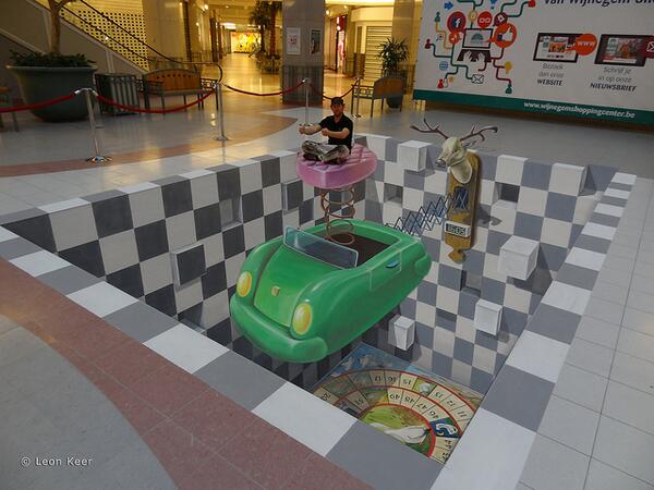 Interactive 3D sidewalk painting