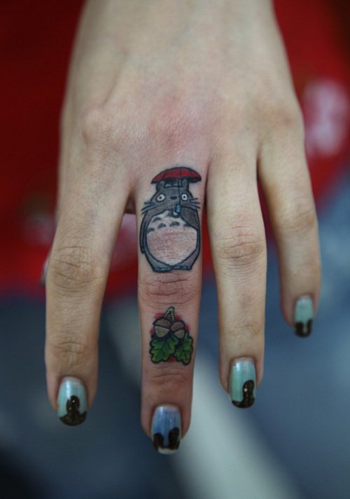 finger-tattoo21