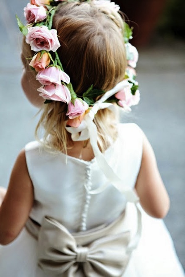 Flower girl fashion idea