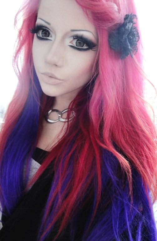Living doll anime makeup with circle lenses and pink-purple hair