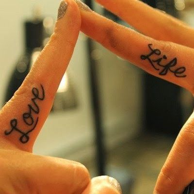 finger-tattoo04